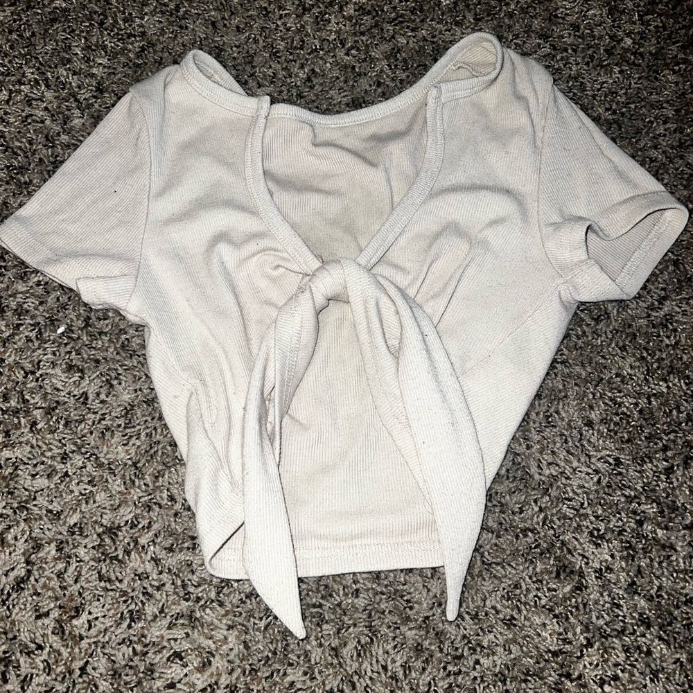 Tie Front Cutout Crop Top